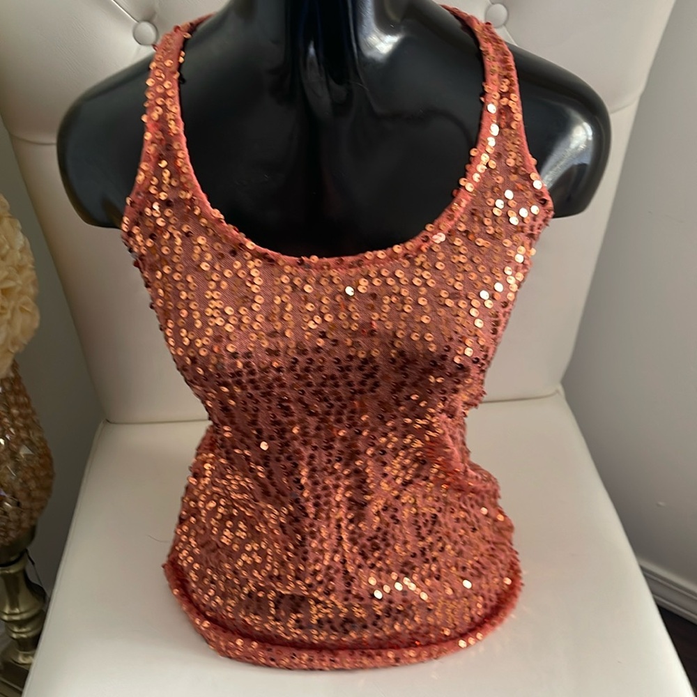 Orange sequence small top